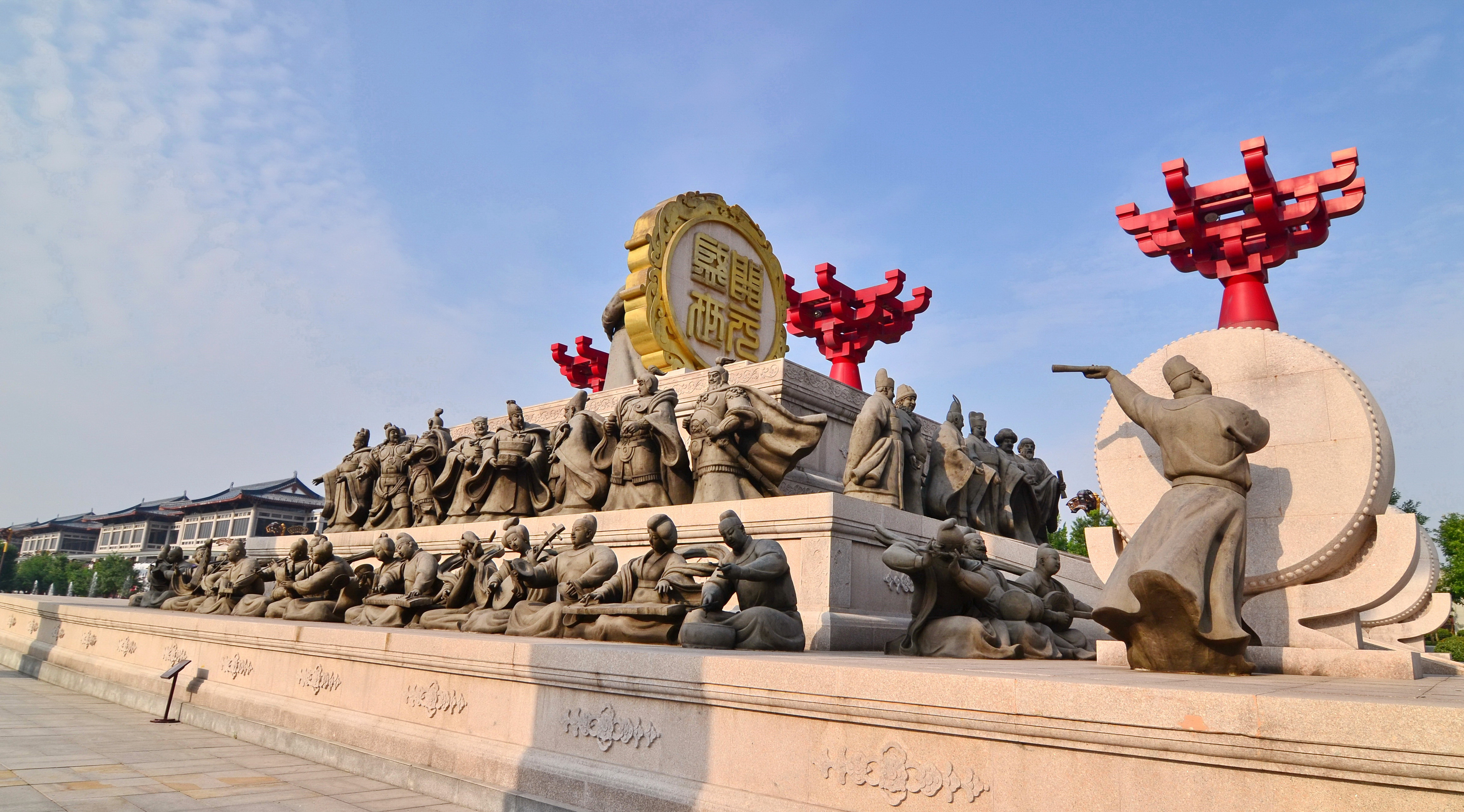 El desarrollo de la escultura de bronce en China.